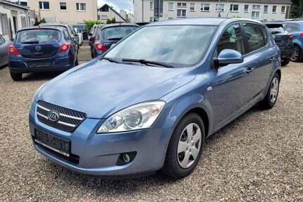 Kia ceed / Ceed 225.000 km 1.900 &euro; Essen 45356