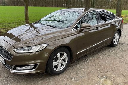Ford Mondeo 122.380 km 11.900 &euro; Ratingen 40885
