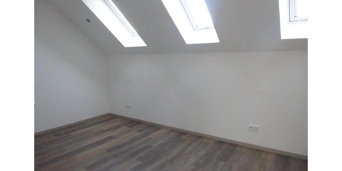 Einfamilienhaus Neukirchen-Vluyn Vluyn - 7 Zimmer, 220 m&sup2;, 599.000&euro; | Angebot:24813142