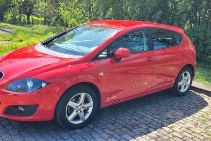 Seat Leon 58.899 km 8.500 &euro; Duisburg 47167