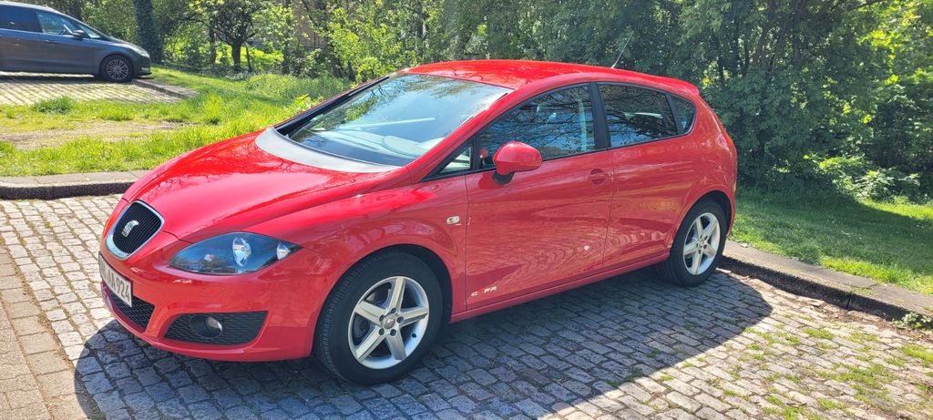Seat Leon 58.899 km 8.500 &euro; Duisburg 47167