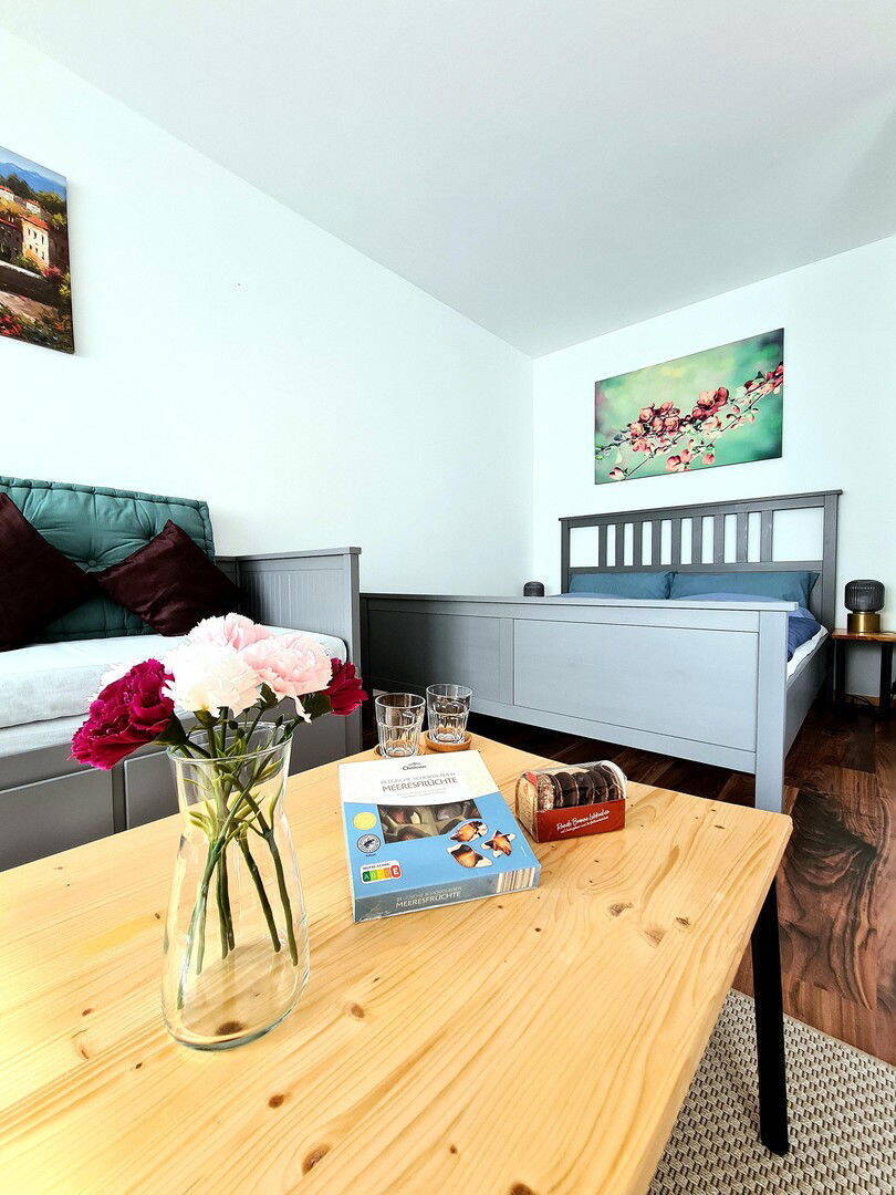 Derendorf 94: 1Zi. Whg. Kernsaniert, bezugsfertig mit Balkon (Derendorf) 1 zimmer