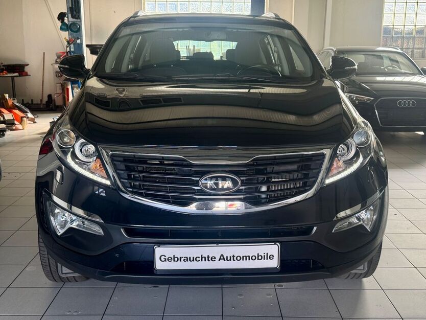 Kia Sportage 185.000 km 8.450 € Düsseldorf 40599