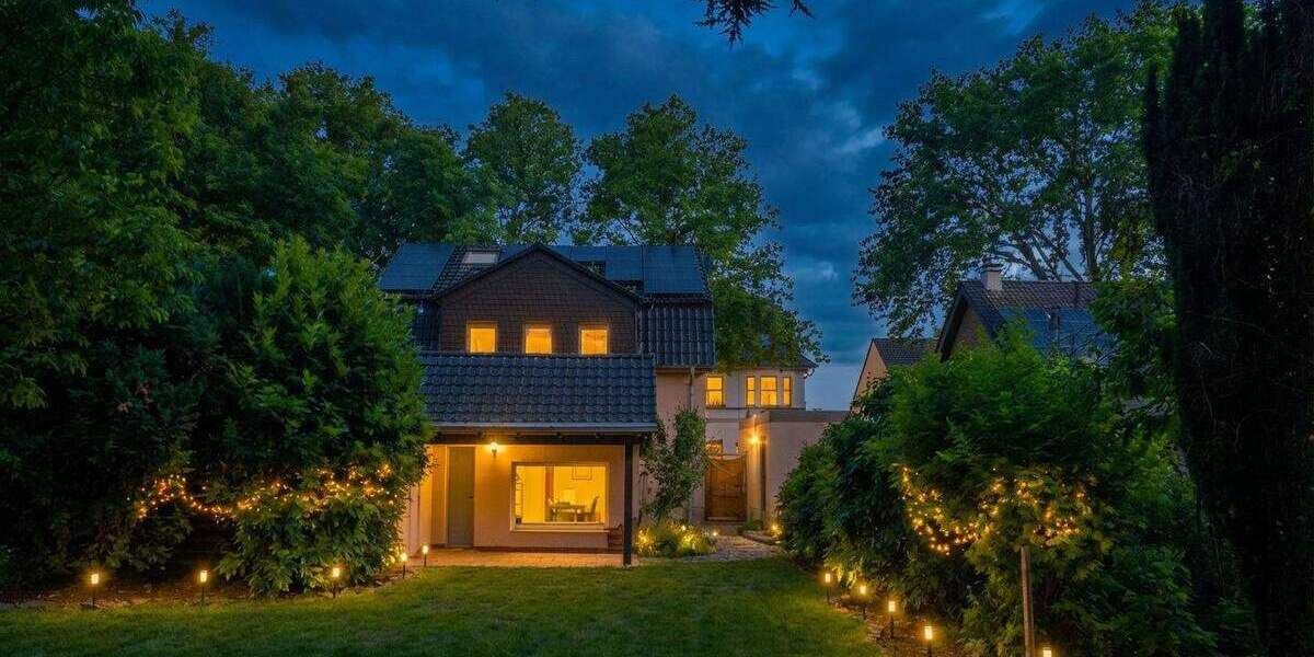 Mehrfamilienhaus, Wohnhaus Bottrop Eigen - 8 Zimmer, 145 m&sup2;, 638.000&euro; | Angebot:24566966