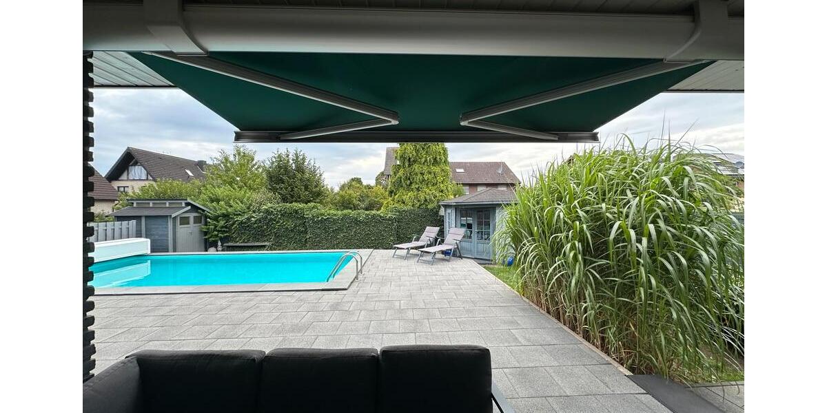 Leben auf einer Ebene-Bungalow mit Garage, Pool & Wohlfühlgarten 2 zimmer