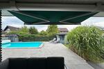 Leben auf einer Ebene-Bungalow mit Garage, Pool & Wohlfühlgarten 2 zimmer