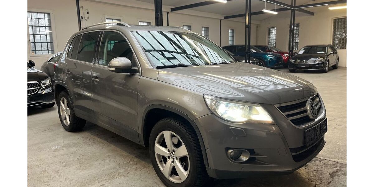 VW Tiguan 132.600 km 5.870 &euro; Velbert 42551
