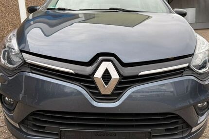 Renault Clio 79.000 km 7.700 &euro; Moers 47441