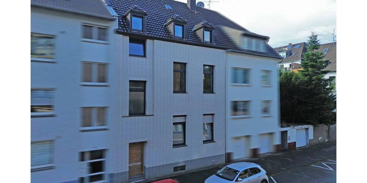 Stadthaus im Bismarckviertel bietet genügend Platz für diverse Wohnträume! 5 zimmer