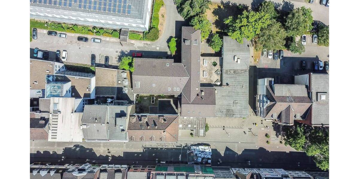 3000 m² INVESTProjekt - MFH - Jugendzentrum - MAN Gästehaus - Fußgängerzone zimmer