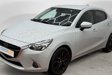 Mazda 2 72.345 km 11.989 &euro; Moers 47445