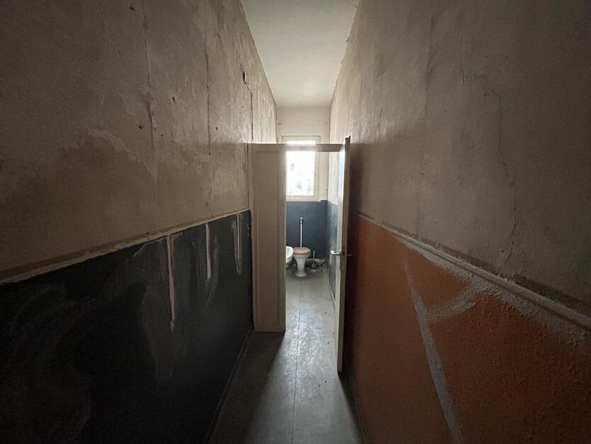 Kleiner, aber funktionaler Kiosk, alternativ Lagerfläche für den Handel und das Handwerk! zimmer