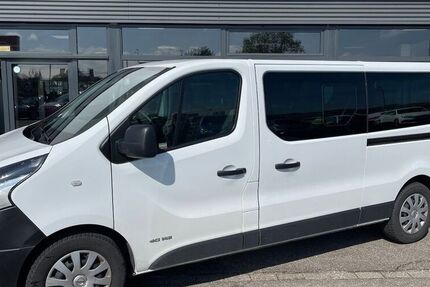 Nissan NV300