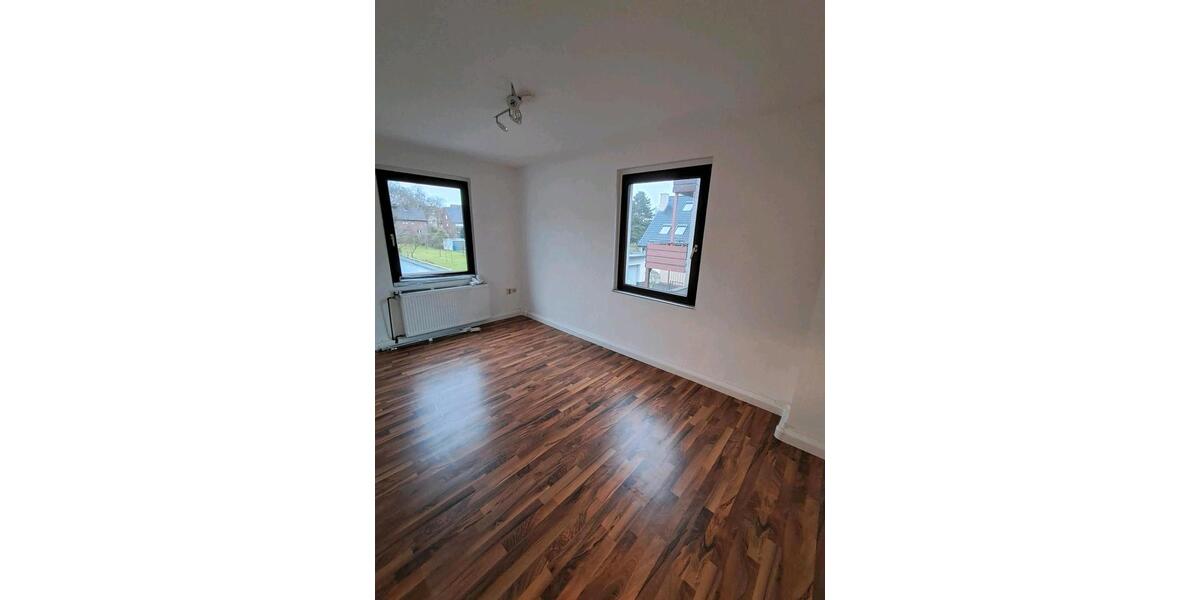 Etagenwohnung Oberhausen Schmachtendorf - 1 Zimmer, 50 m&sup2;, 390&euro; | Angebot:26058667