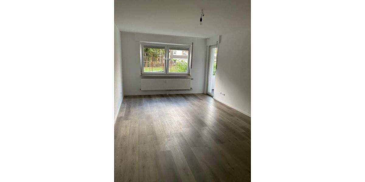 Sehr schöne sanierte 2 Zimmer Wohnung mit Balkon in Duisburg zu vermieten 2 zimmer