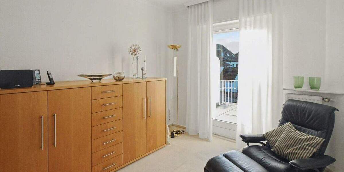 Top gepflegtes Reihenmittelhaus: In zentraler und ruhiger Lage von Moers 5 zimmer