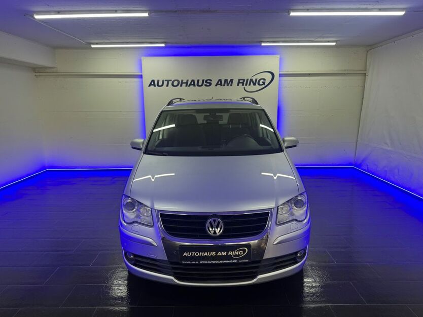VW Touran 318.970 km 4.499 € Ratingen bei Düsseldorf 40878