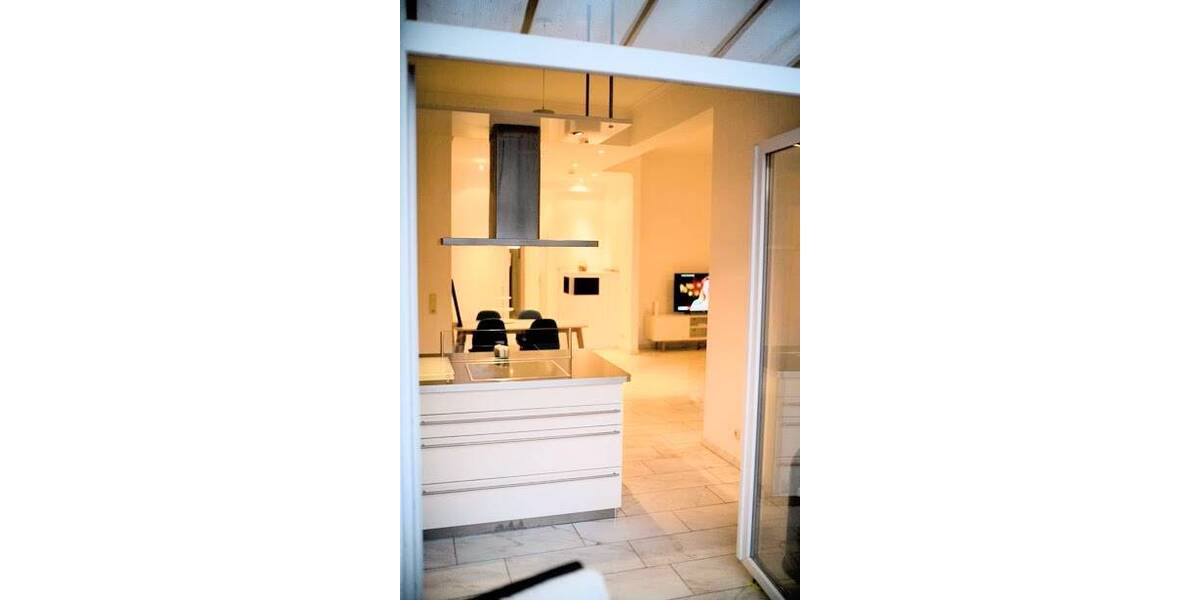 Etagenwohnung Düsseldorf Flingern Nord - 3 Zimmer, 120 m&sup2;, 2.850&euro; | Angebot:26405136