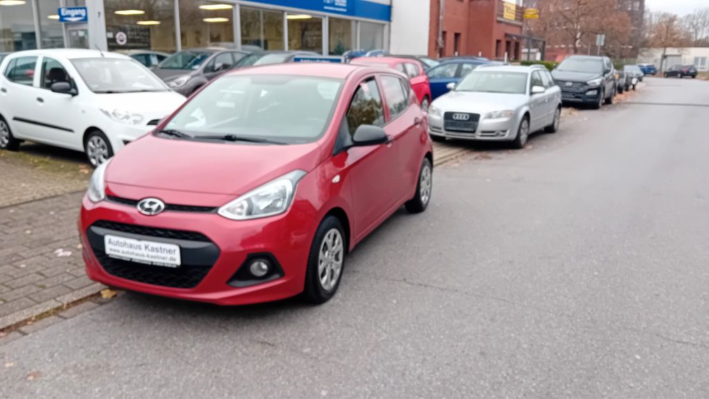 Hyundai i10 108.500 km 8.750 &euro; Duisburg 47269