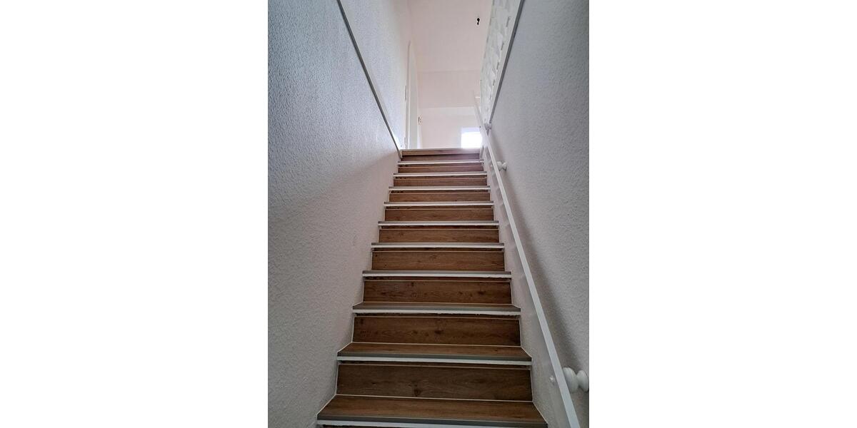 Frisch Sanierte 3-Zimmer Wohnung ab sofort verfügbar 3 zimmer