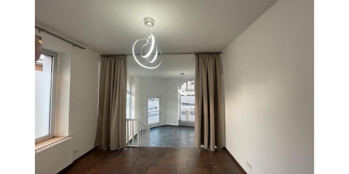 Helles Ladenlokal in zentraler Innenstadtlage von Wülfrath zimmer