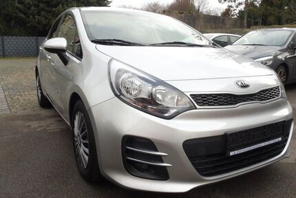 Kia Rio 135.640 km 6.450 € Bochum-Wattenscheid 44866