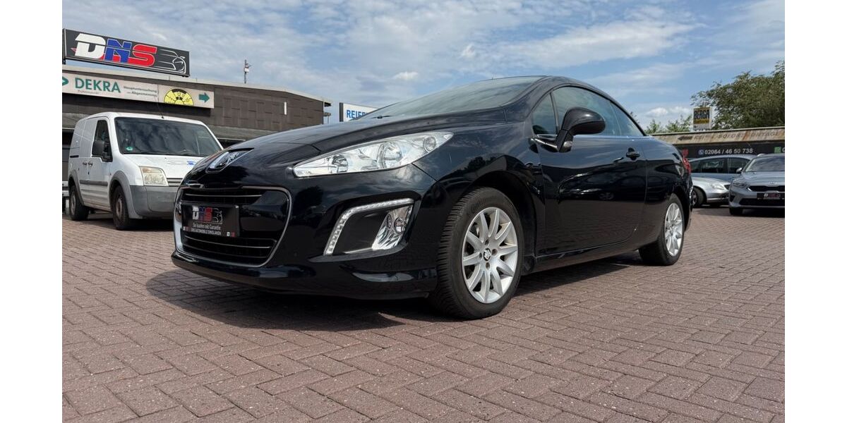 Peugeot 308 99.900 km 4.750 &euro; Dinslaken 46537