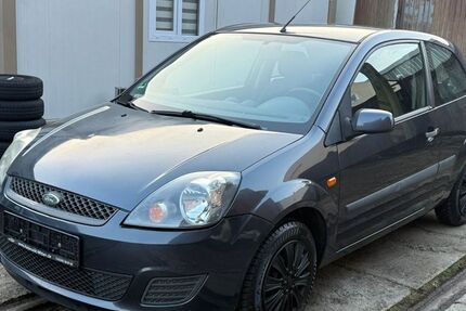 Ford Fiesta 182.000 km 1.650 &euro; Hattingen 45525