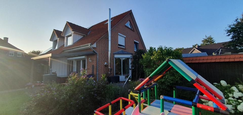 Moderne Doppelhaushälfte in ruhiger Sackgassenlage in Wahlstedt