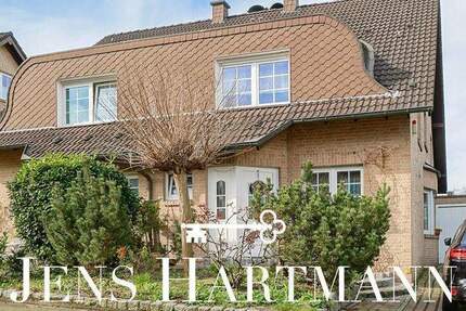 Haus Mülheim an der Ruhr Saarn/Mintard - 4 Zimmer, 154 m&sup2;, 1.990&euro; | Angebot:24822212