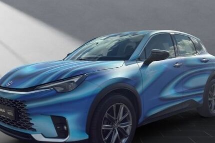 Lexus LBX 1.555 km 36.950 &euro; Wesel 46485