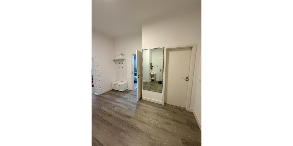 Etagenwohnung Krefeld Cracau - 3 Zimmer, 110 m&sup2;, 330.000&euro; | Angebot:24795955