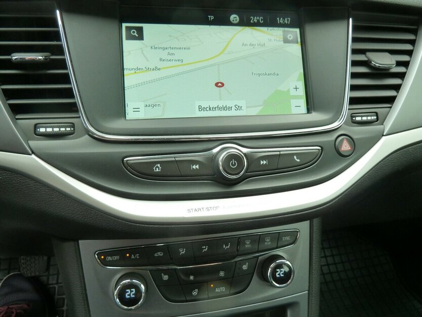 Opel Astra 1.5 D Edition Klima Navigation Lackschäden 148.000 km 6.900 € Ratingen 40885