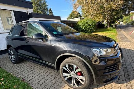 VW Touareg 255.000 km 12.199 &euro; Krefeld 47829