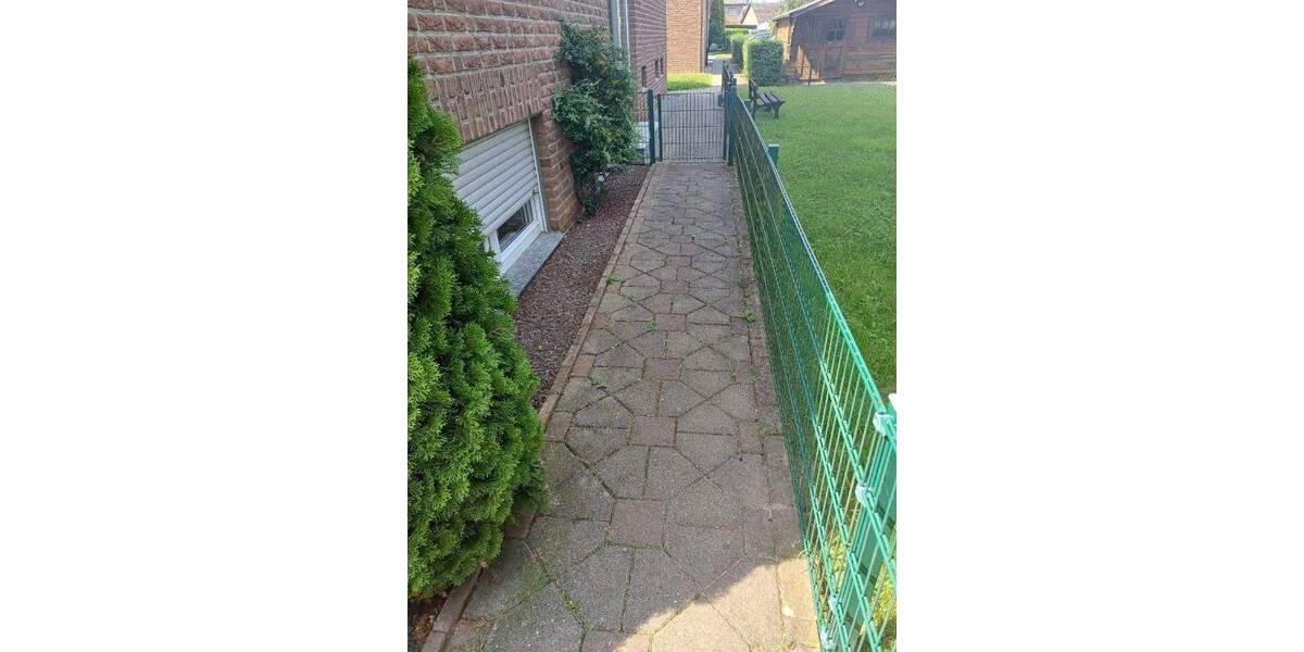 Genießen Sie den nächsten Sommer auf der eigenen Terrasse: Tolle Wohnung in Rheinberg-Borth 3 zimmer