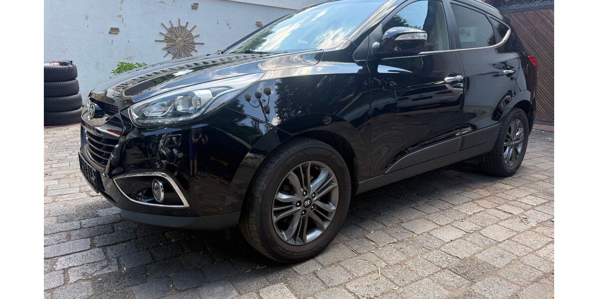 Hyundai ix35 167.800 km 7.450 &euro; Neukirchen-Vluyn 47506