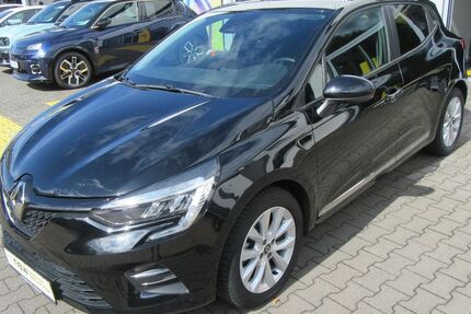 Renault Clio 56.081 km 13.890 € Bochum 44795