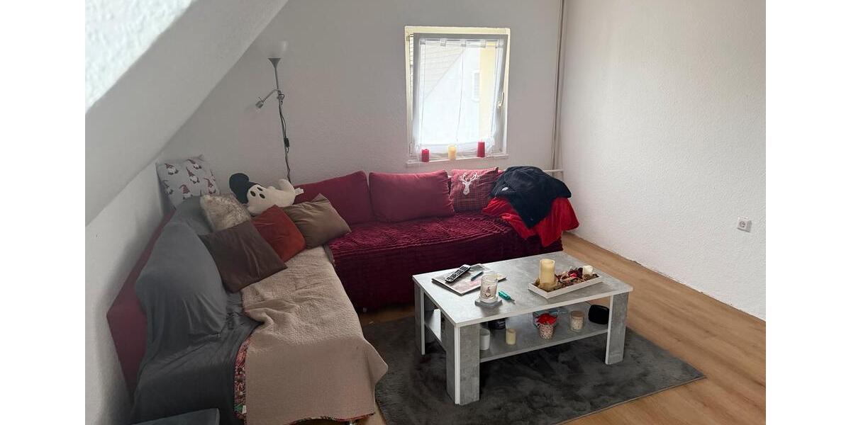 Dachgeschoßwohnung Herne Wanne - 2.5 Zimmer, 47 m&sup2;, 330&euro; | Angebot:25612739