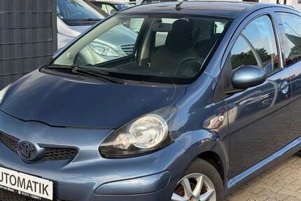 Toyota Aygo (X) 131.000 km 4.950 &euro; Rheinberg 47495