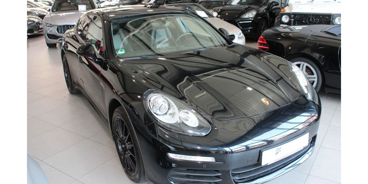 Porsche Panamera 187.000 km 26.899 &euro; Meerbusch 40667
