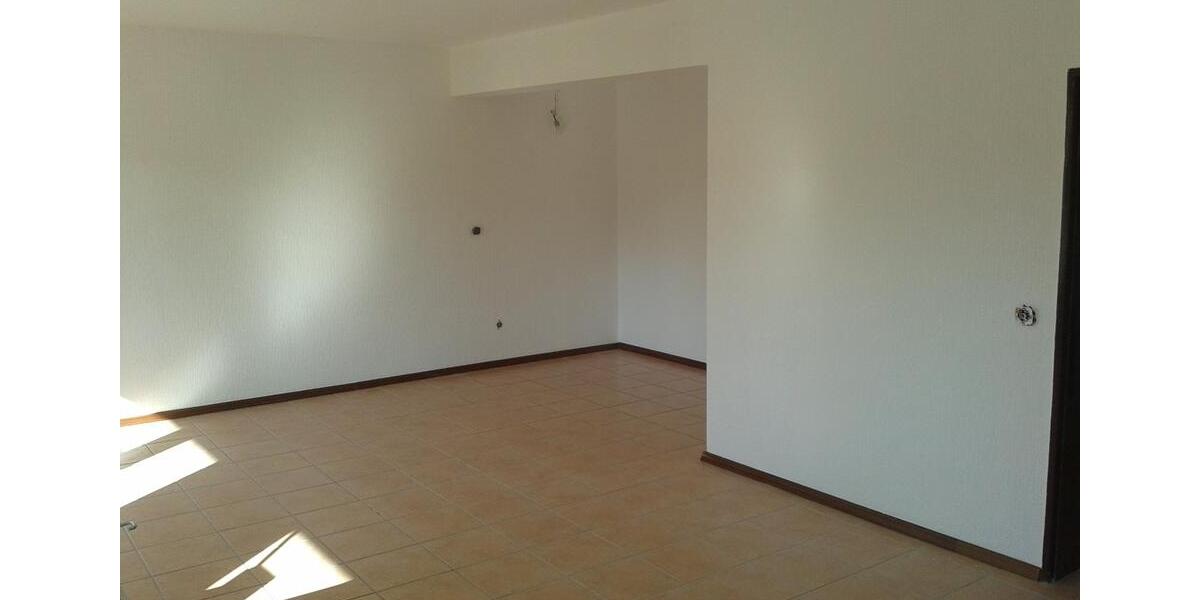 50m² Apartment große Balkon Aufzug Barrierearm Stellplatz Küche 1 zimmer