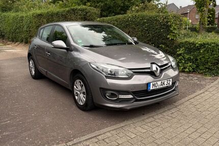Renault Megane 165.904 km 3.650 &euro; Kamp-Lintfort 47475