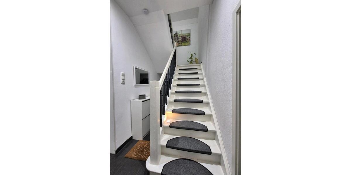 Doppelhaushälfte Oberhausen Alsfeld - 4 Zimmer, 100 m&sup2;, 1.700&euro; | Angebot:26329605