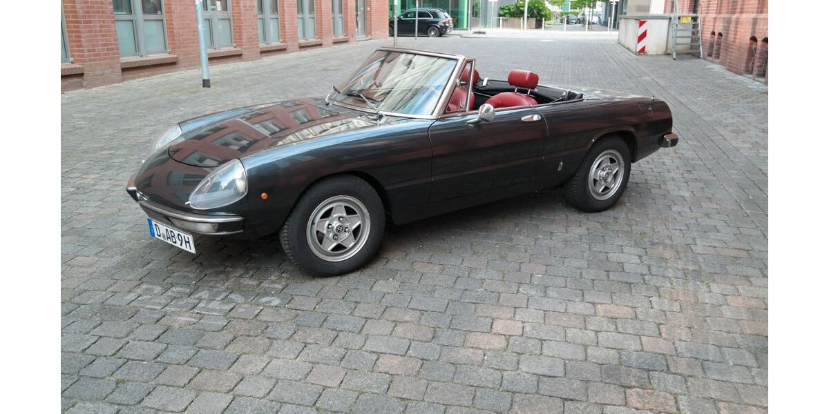 Alfa Romeo Spider 120.000 km 19.950 &euro; Düsseldorf 40235
