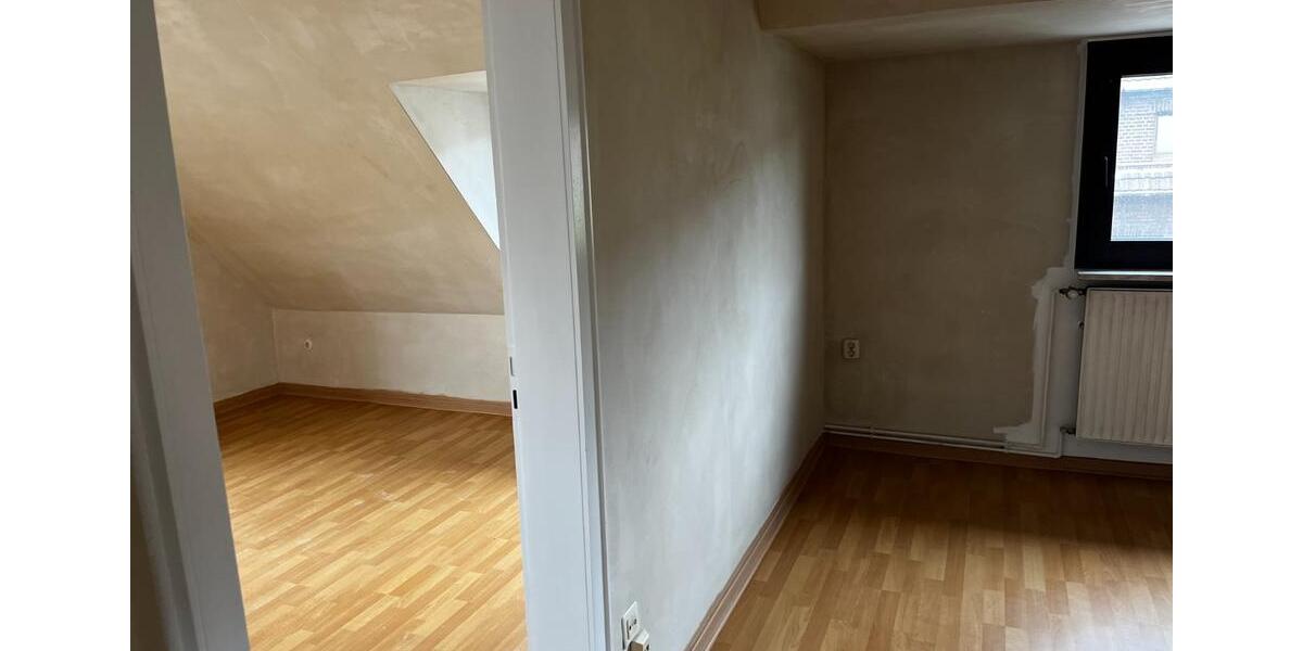 Mehrfamilienhaus, Wohnhaus Duisburg Walsum - 6 Zimmer, 160 m&sup2;, 287.000&euro; | Angebot:25440830