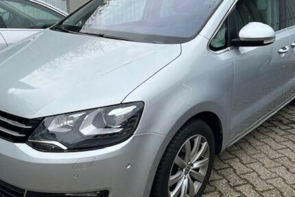 VW Sharan 2.0 TDI DSG Panorama Navi Leder 7 Sitze + 175.000 km 17.900 &euro; Ratingen 40885