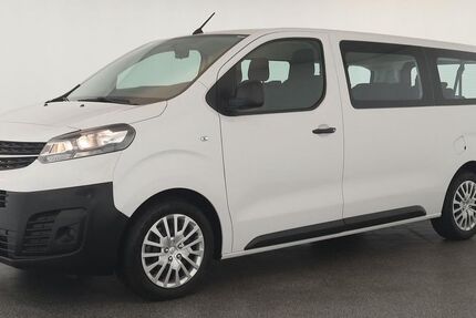 Opel Vivaro 88.200 km 22.884 &euro; Düsseldorf 40233
