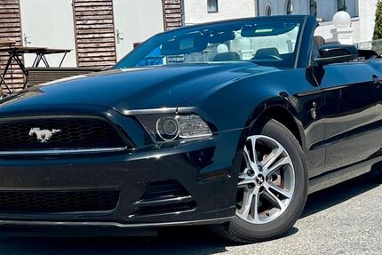 Ford Mustang 147.600 km 13.000 &euro; Gelsenkirchen 45884