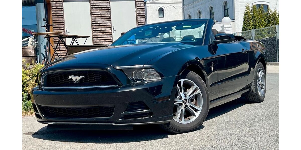 Ford Mustang 147.600 km 13.000 &euro; Gelsenkirchen 45884