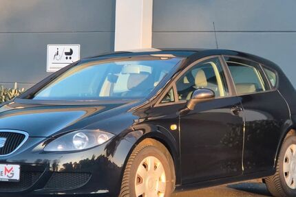 Seat Leon 98.980 km 4.599 &euro; Mülheim an der Ruhr 45475